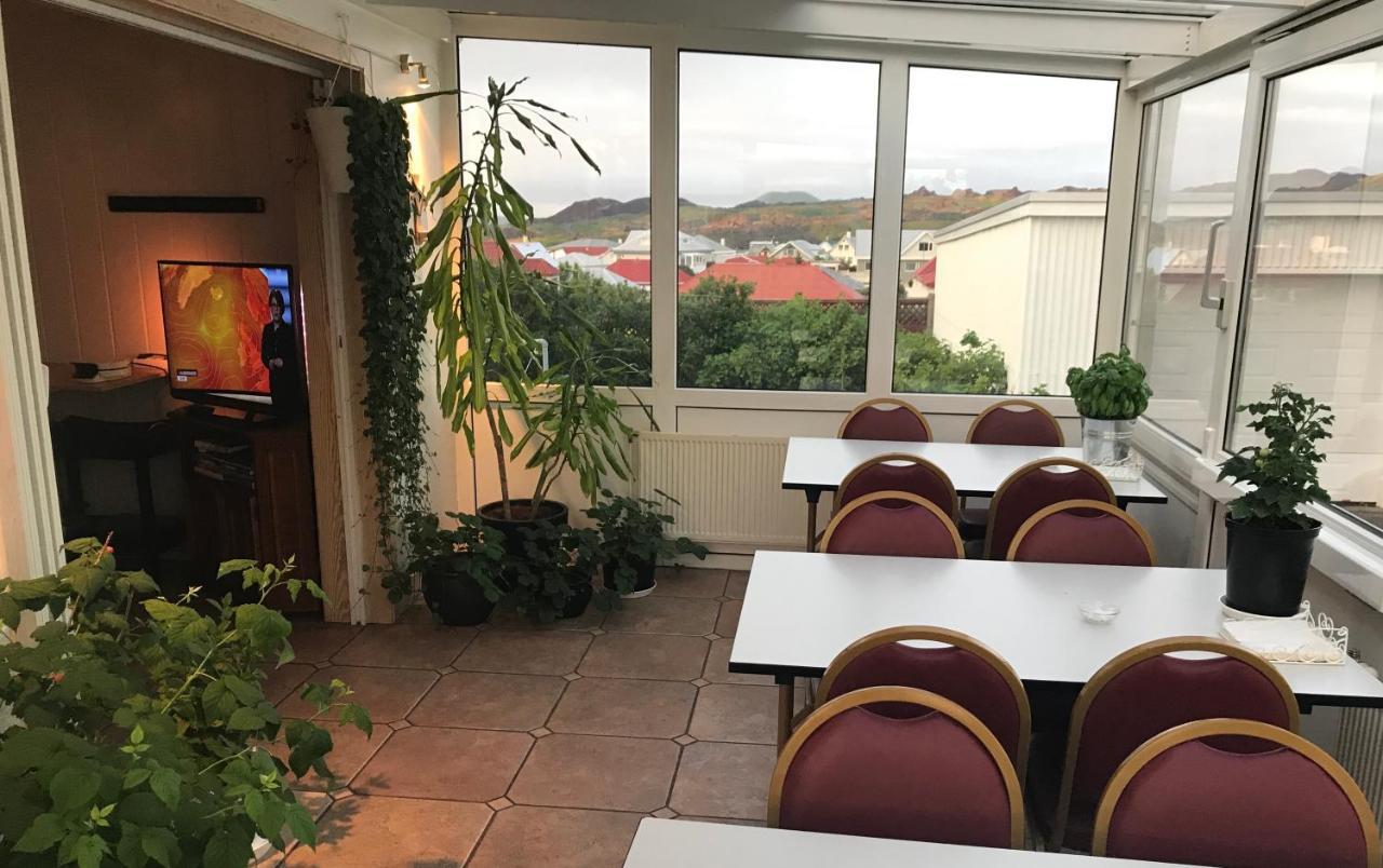 Guesthouse Arny Вестманнаэйяр Экстерьер фото