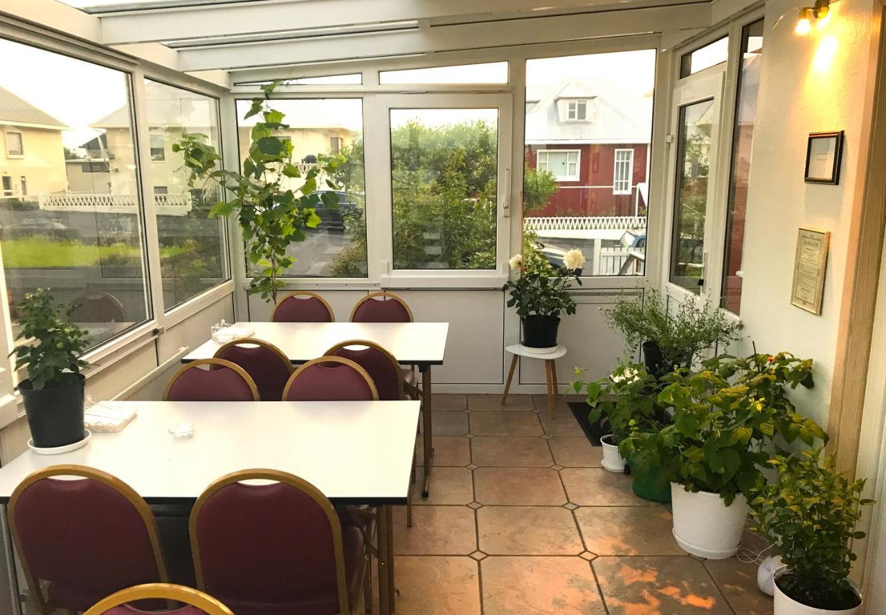 Guesthouse Arny Вестманнаэйяр Экстерьер фото